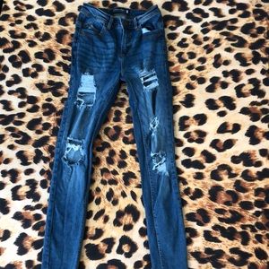 ripped skinny jeans